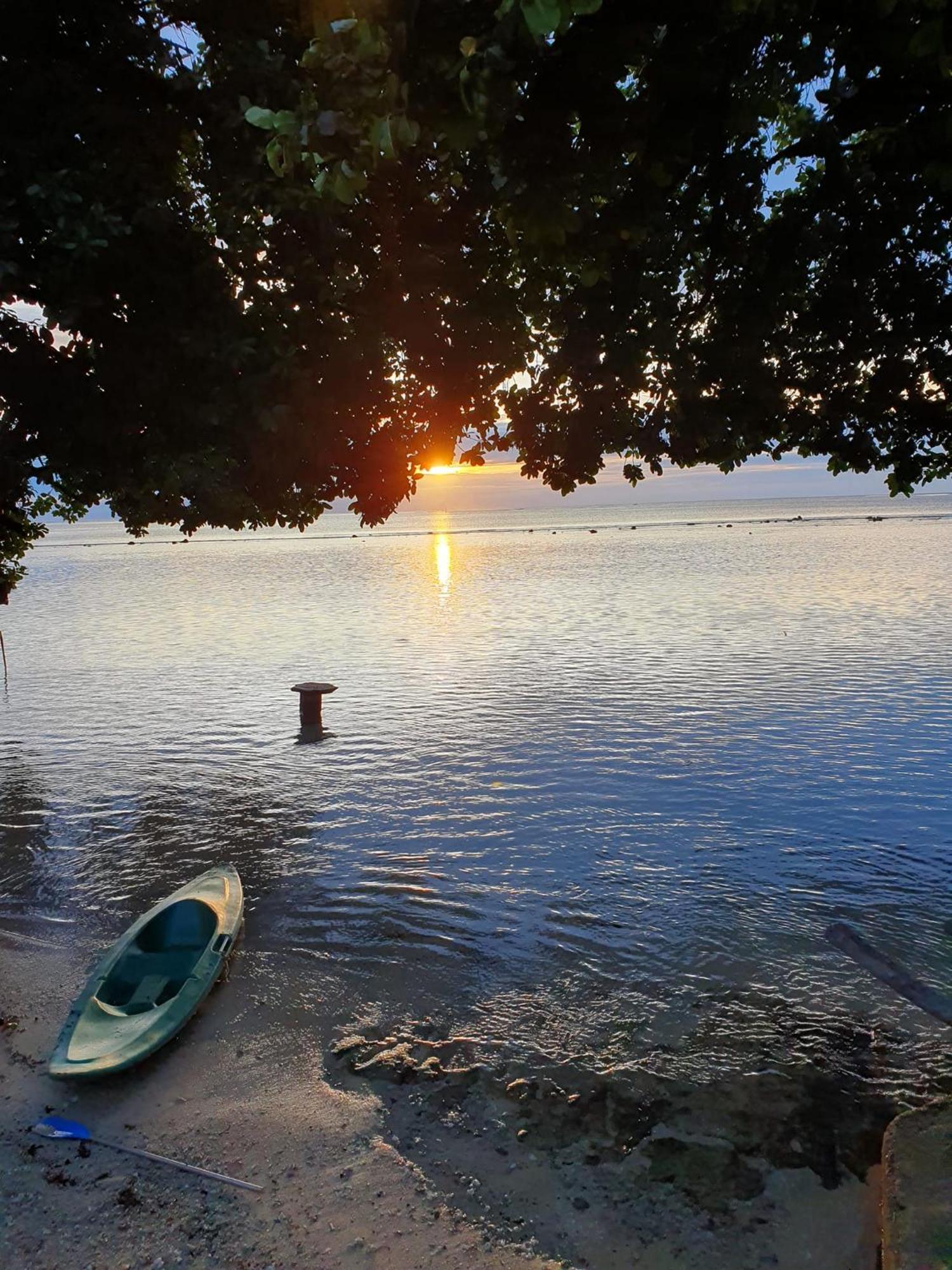 Vila Fare Tetahora Tevaitoa Exteriér fotografie